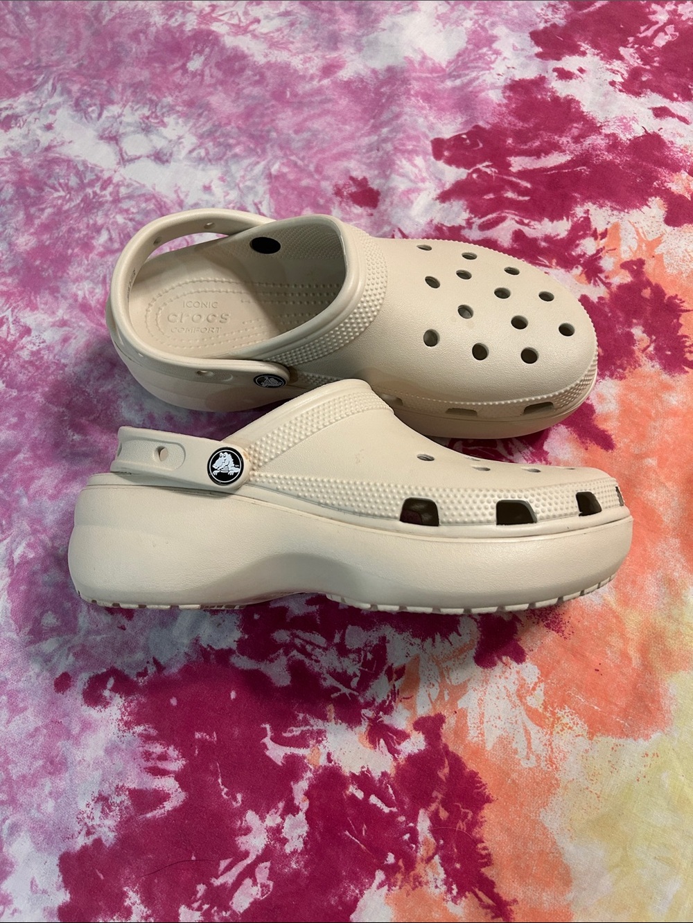 Crocs classic platform size 8